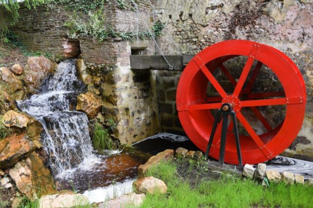 Photo de la roue du Moulin de Brotz